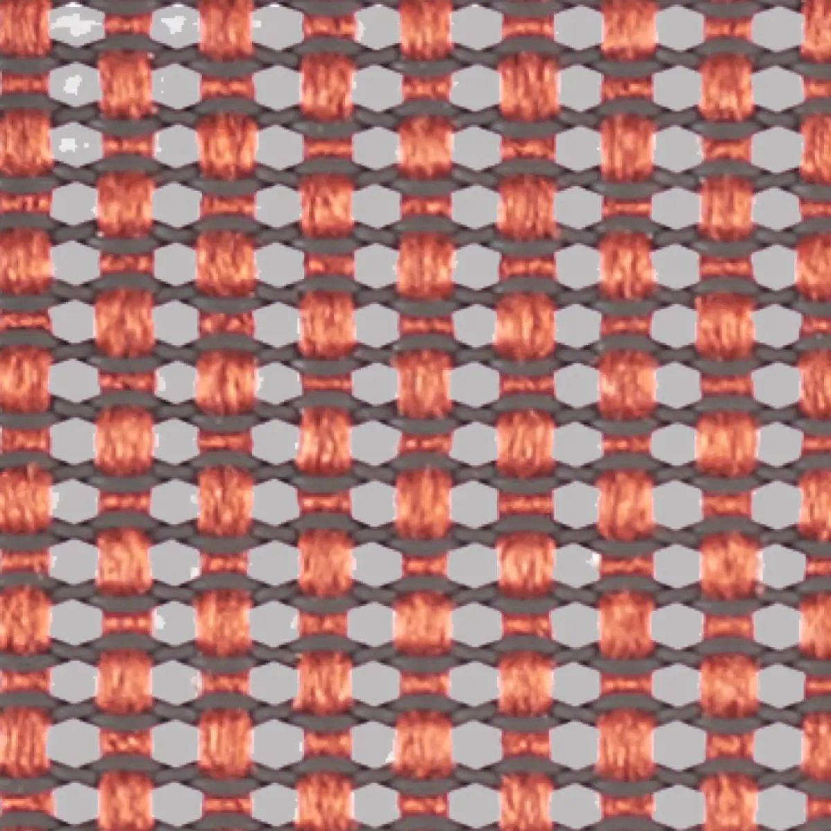 Close-up van een geweven stof met een oranje en grijs patroon. De textuur lijkt op een Herman Miller-ontwerp, met een rasterachtige structuur, waarbij oranje horizontale draden verweven zijn met grijze verticale draden om een schaakbordeffect te vormen.