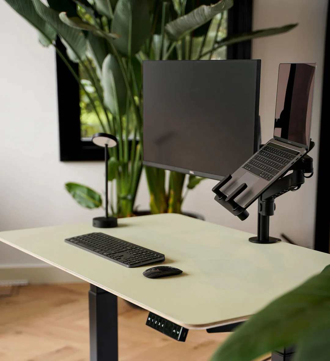 Protected: StaDesk